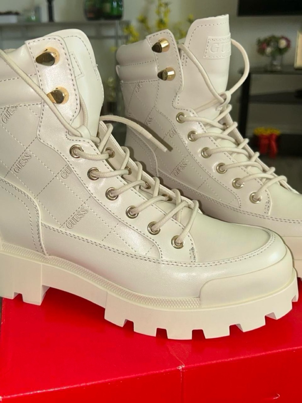 GUESS Yarini Cream Lace-Up Quilted Platform Combat Boots